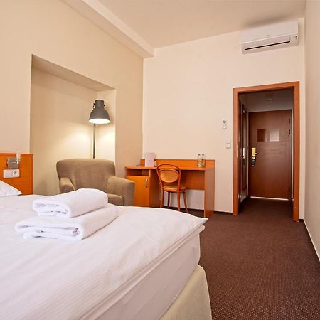 Wine Wellness Hotel Amande Hustopece Luaran gambar
