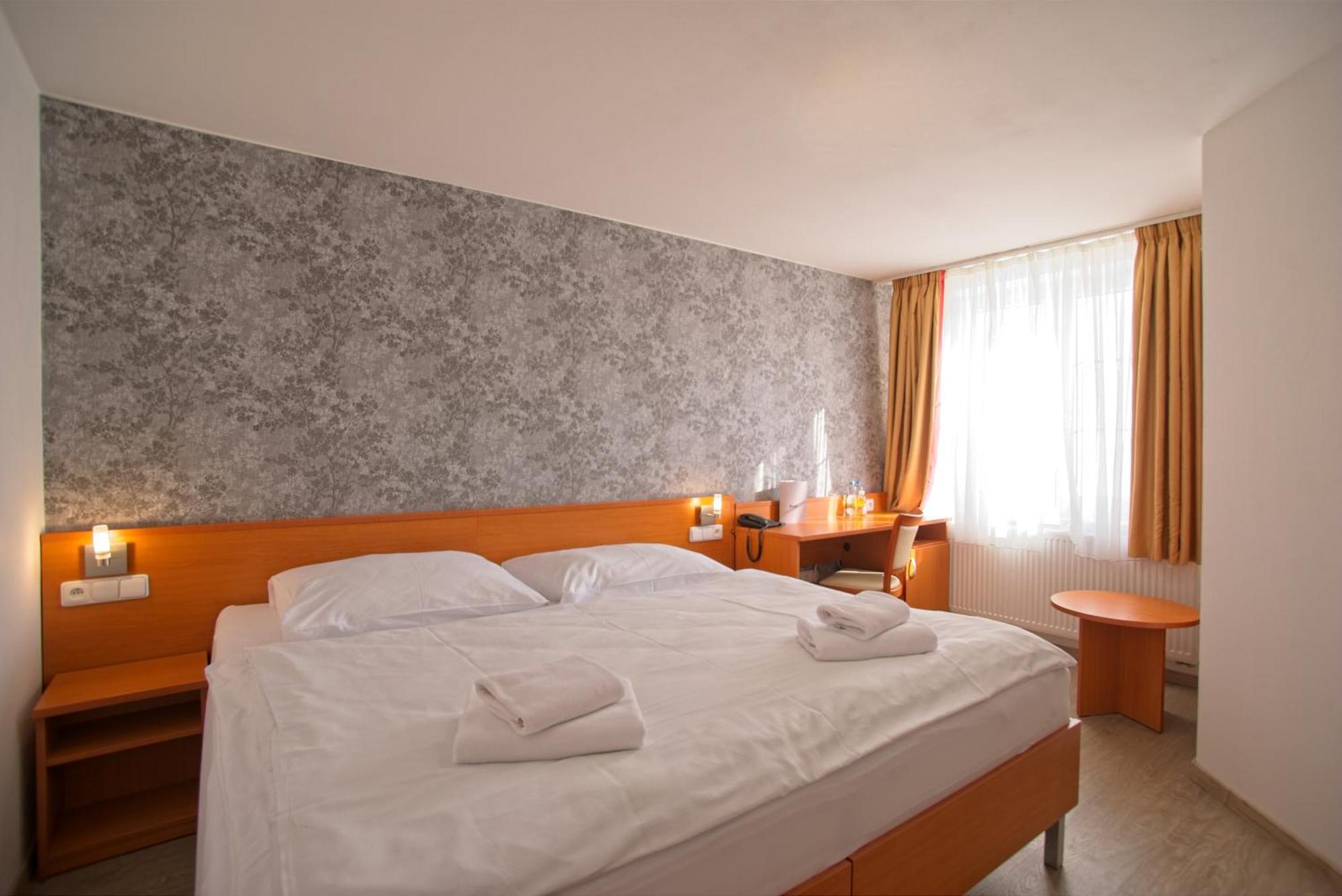Wine Wellness Hotel Amande Hustopece Luaran gambar
